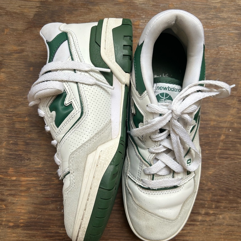 New Balance White and Green Casual Trainers